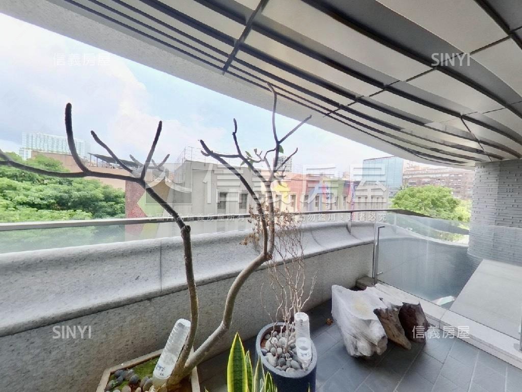 華固松疆大師名邸房屋室內格局與周邊環境