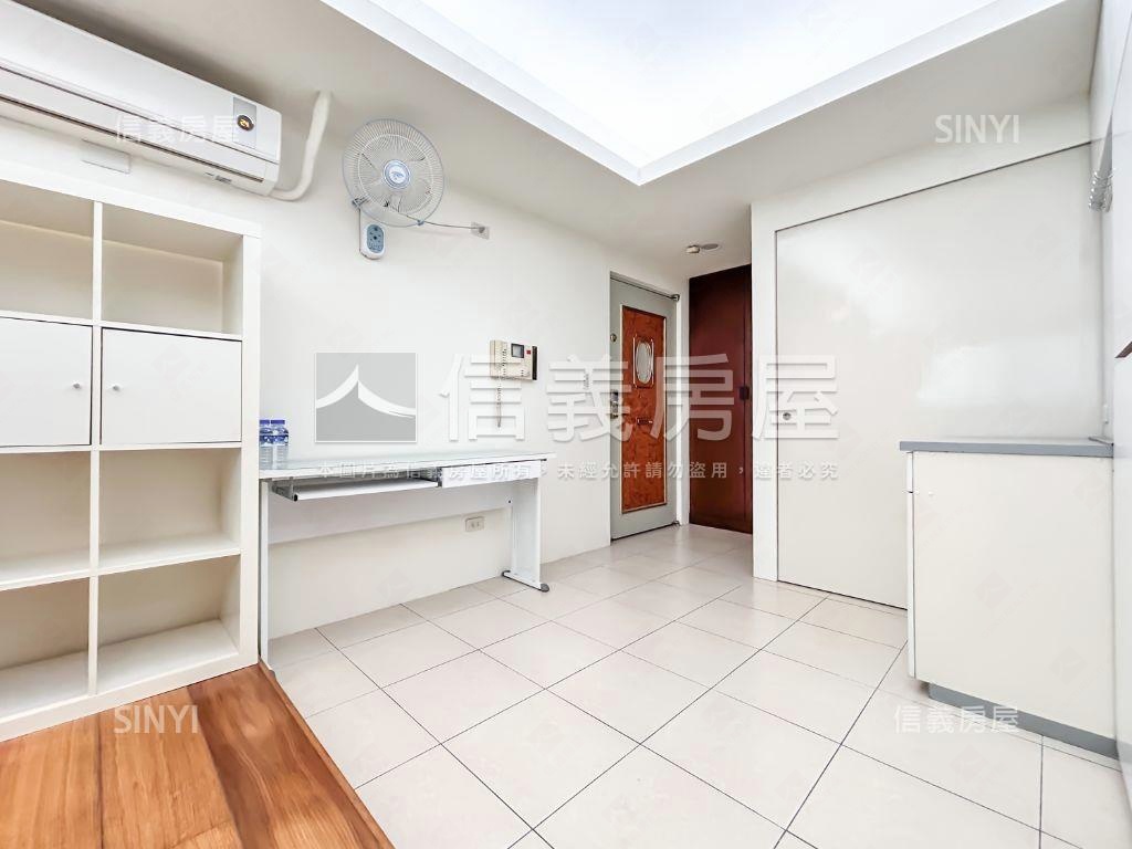 美麗佳人兩房有車位房屋室內格局與周邊環境