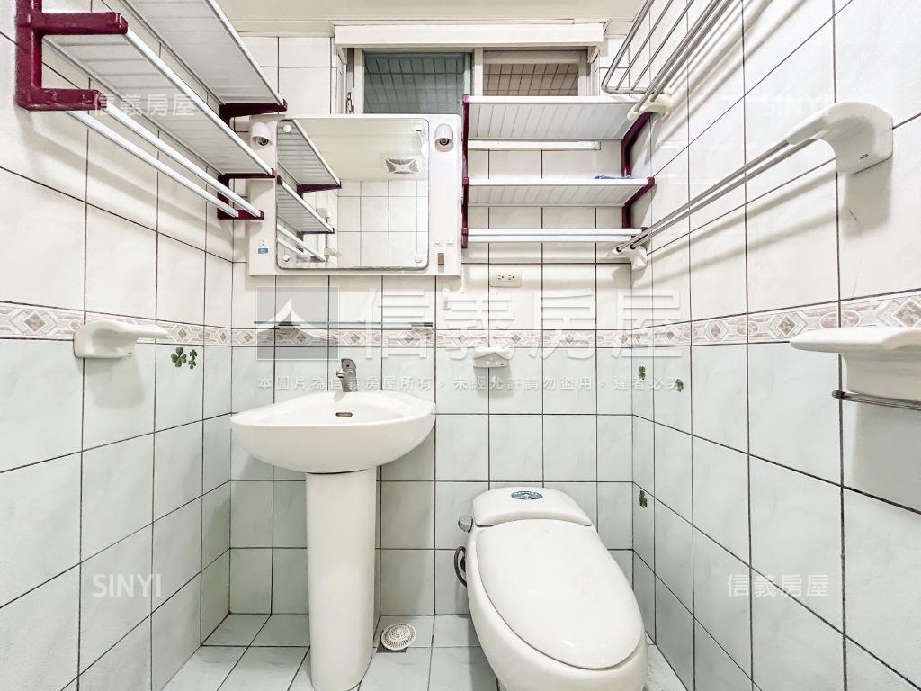 美麗佳人兩房有車位房屋室內格局與周邊環境