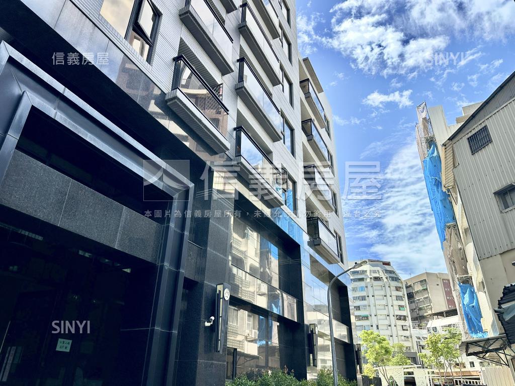 鹽埕✨和築馥寓兩房平車房屋室內格局與周邊環境