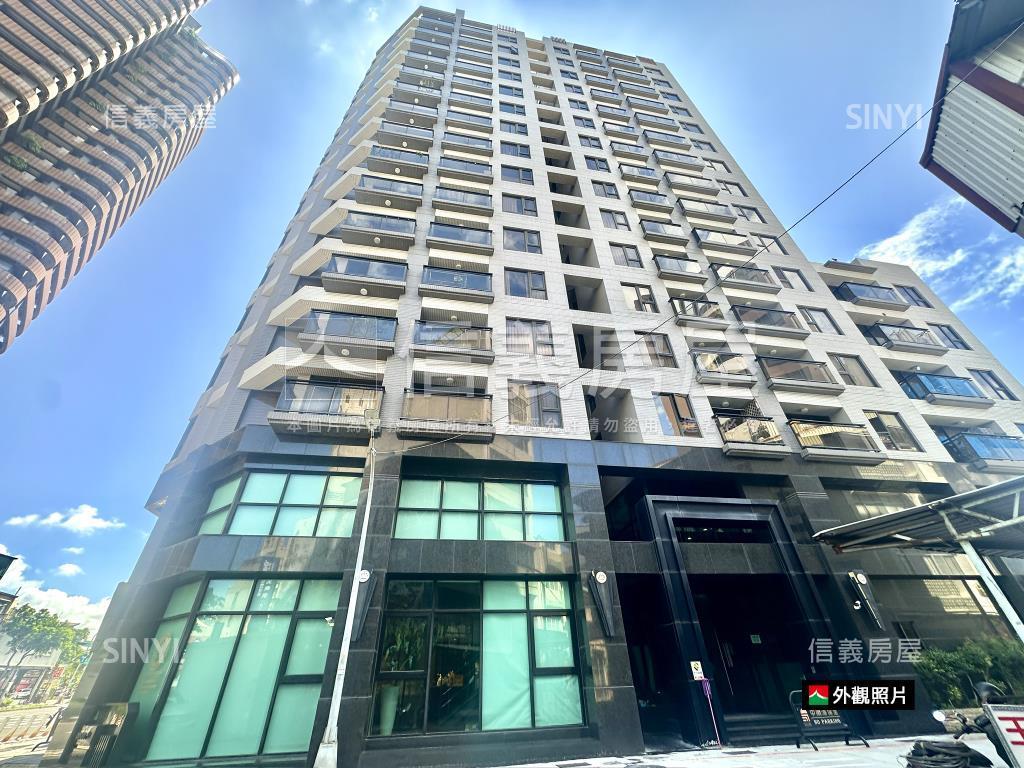 鹽埕✨和築馥寓兩房平車房屋室內格局與周邊環境