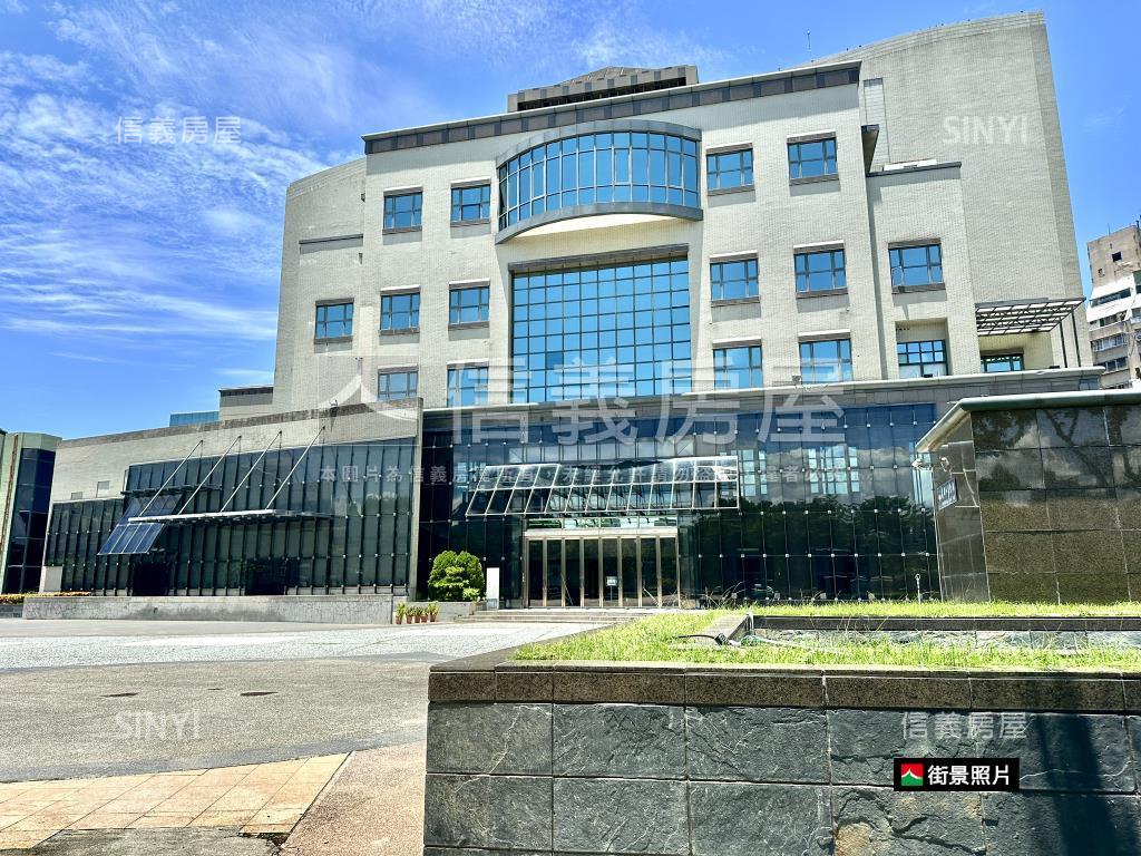 鹽埕✨和築馥寓兩房平車房屋室內格局與周邊環境