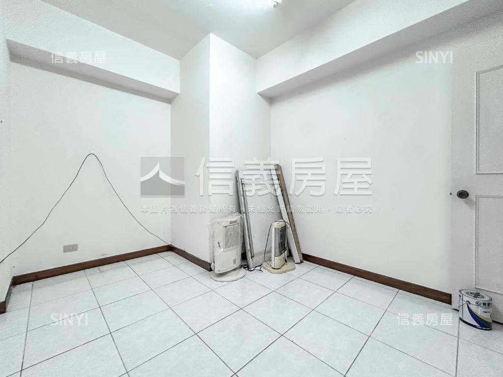 近夢想社區民族華廈３房房屋室內格局與周邊環境