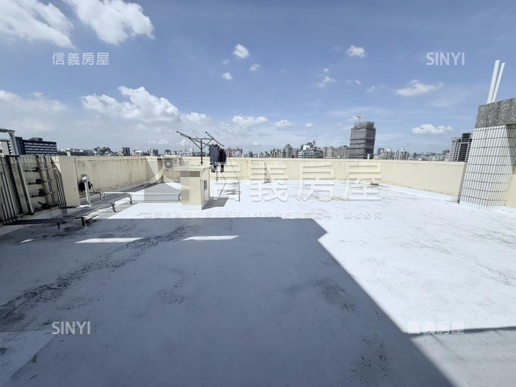 大器＊邊間＊亮四房大空間房屋室內格局與周邊環境