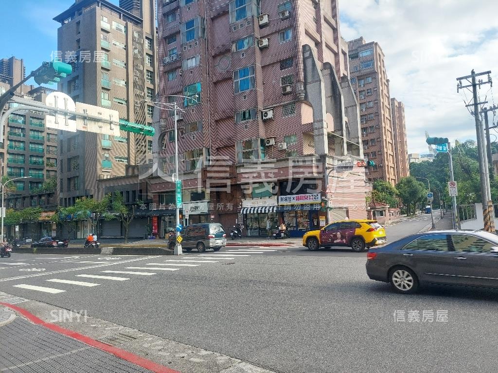 金湖路拓真店面房屋室內格局與周邊環境