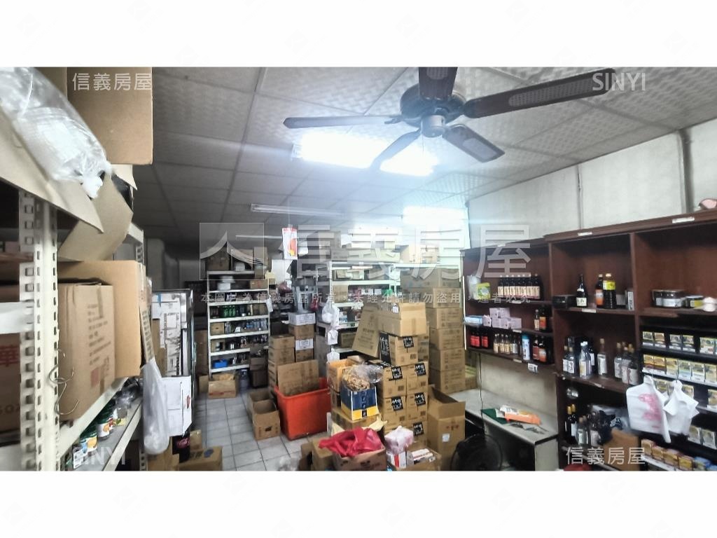 中東街上大店面房屋室內格局與周邊環境