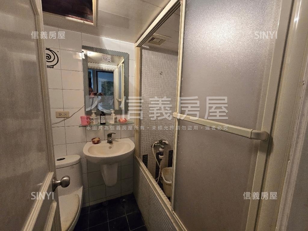 中銀山莊景觀戶房屋室內格局與周邊環境