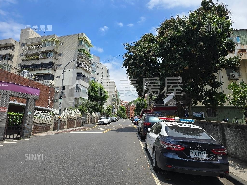 中銀山莊景觀戶房屋室內格局與周邊環境