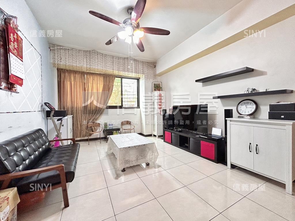 近同榮國小明亮四房車位房屋室內格局與周邊環境