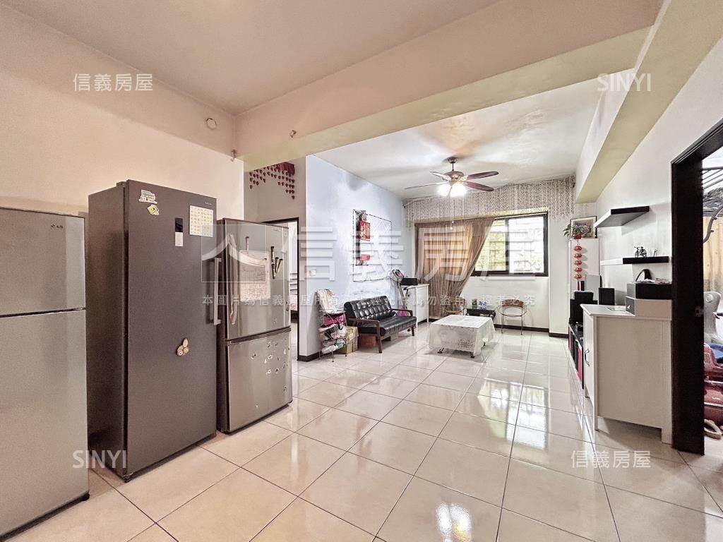 近同榮國小明亮四房車位房屋室內格局與周邊環境