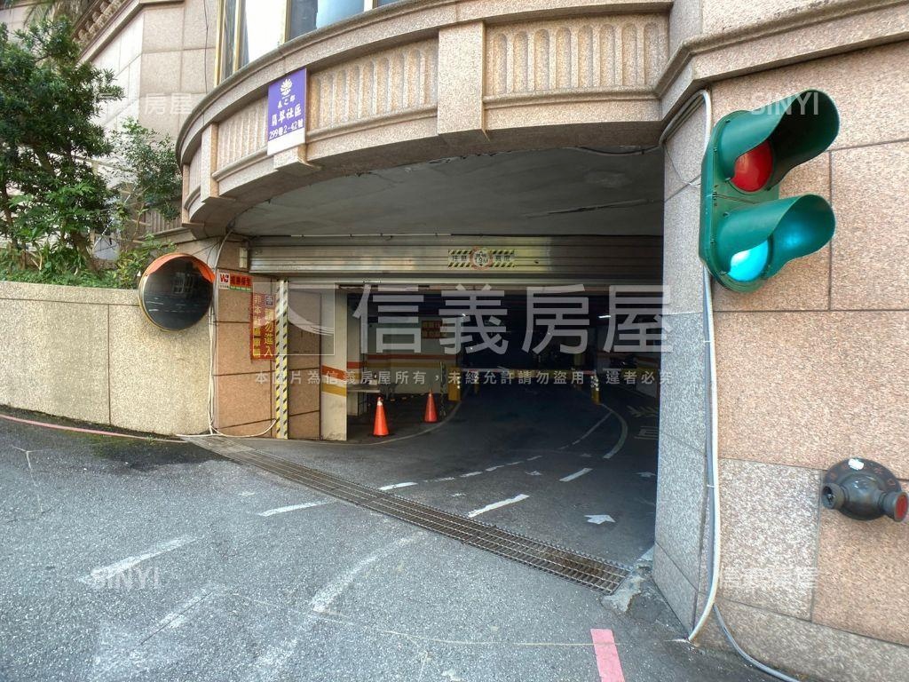 森之呼吸‧美麗二房車位房屋室內格局與周邊環境