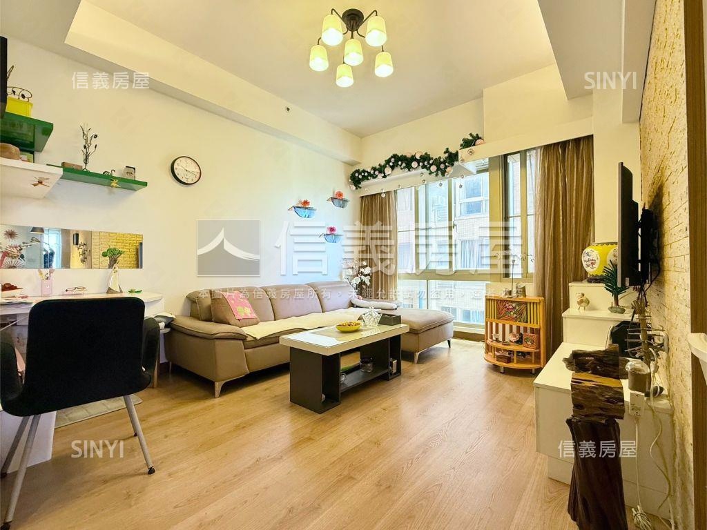 市政府捷運旁上城視野兩房房屋室內格局與周邊環境