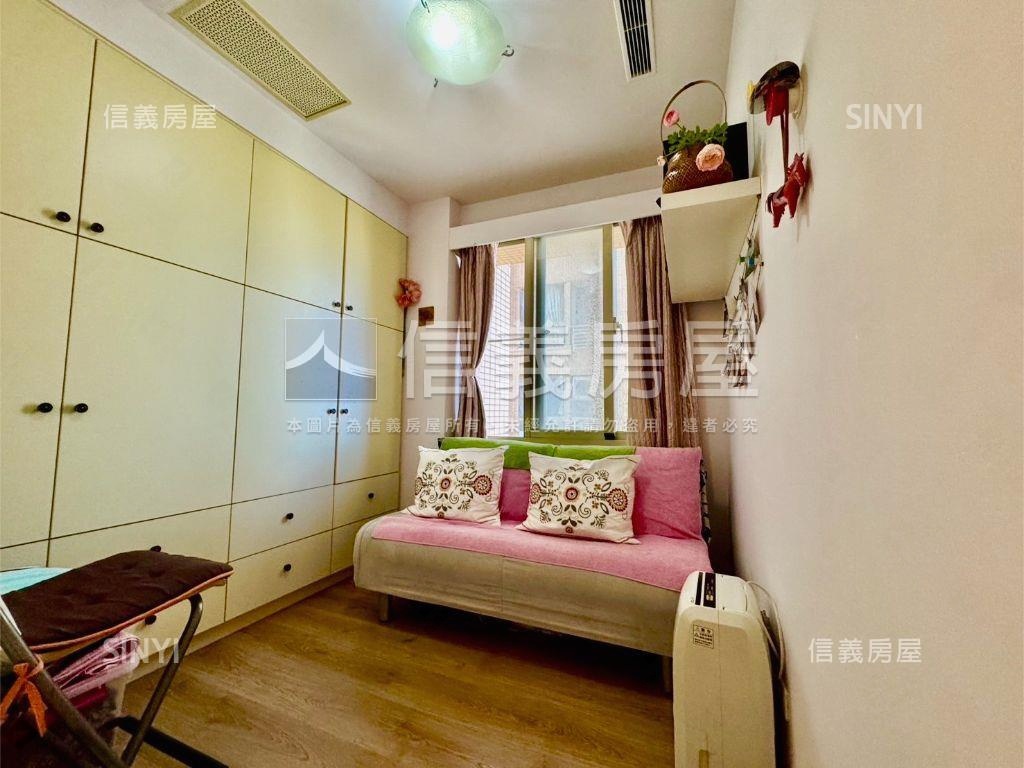 市政府捷運旁上城視野兩房房屋室內格局與周邊環境