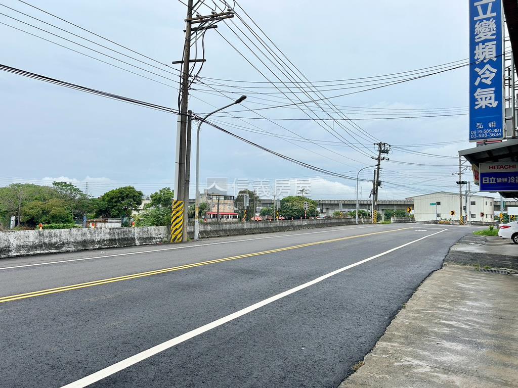 新埔義民路臨路透天房屋室內格局與周邊環境