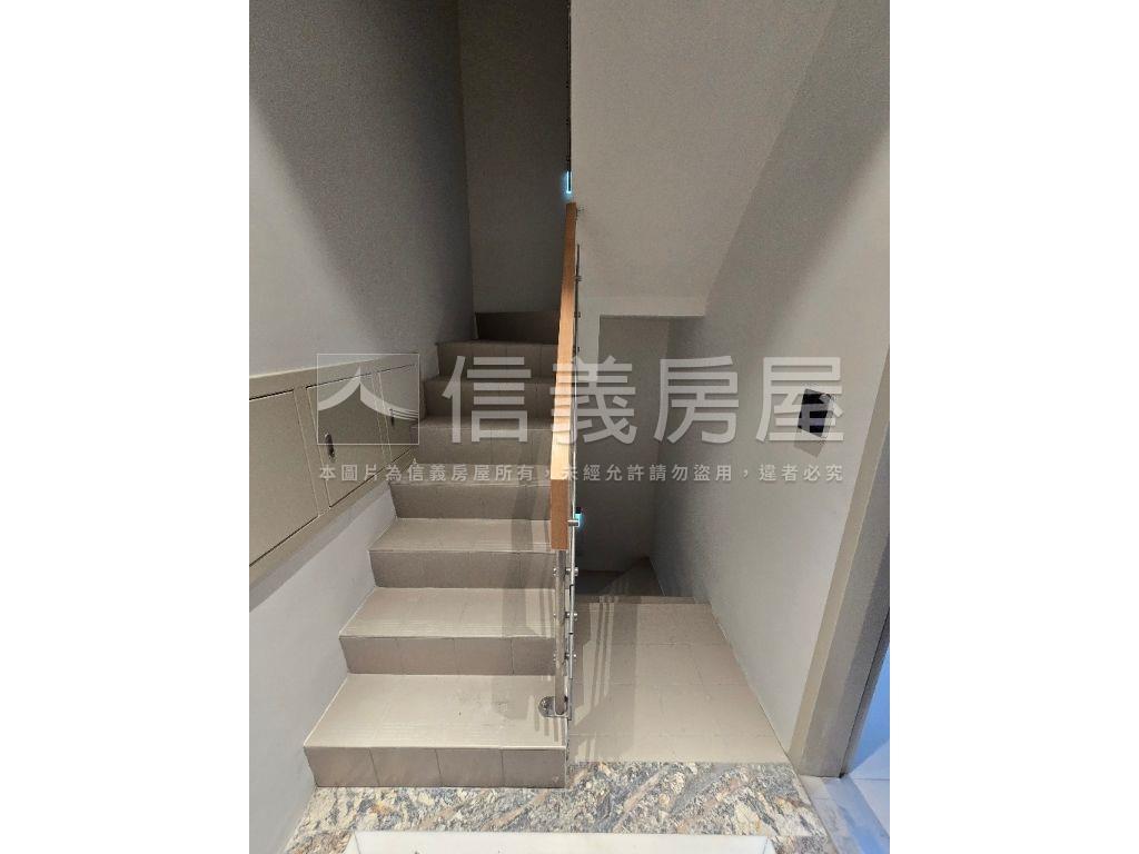 鑫鼎雅筑房屋室內格局與周邊環境