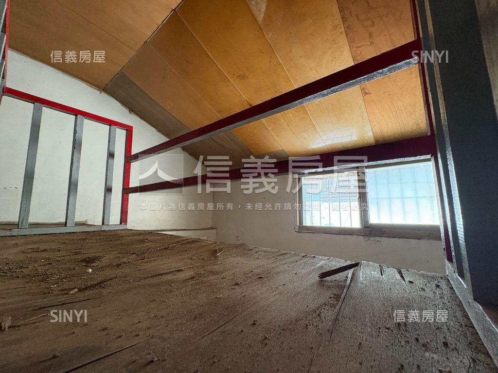 富農面寬約７米平房房屋室內格局與周邊環境