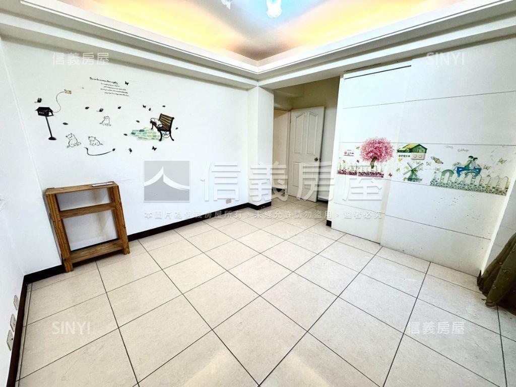 近文華高中低總價三房房屋室內格局與周邊環境