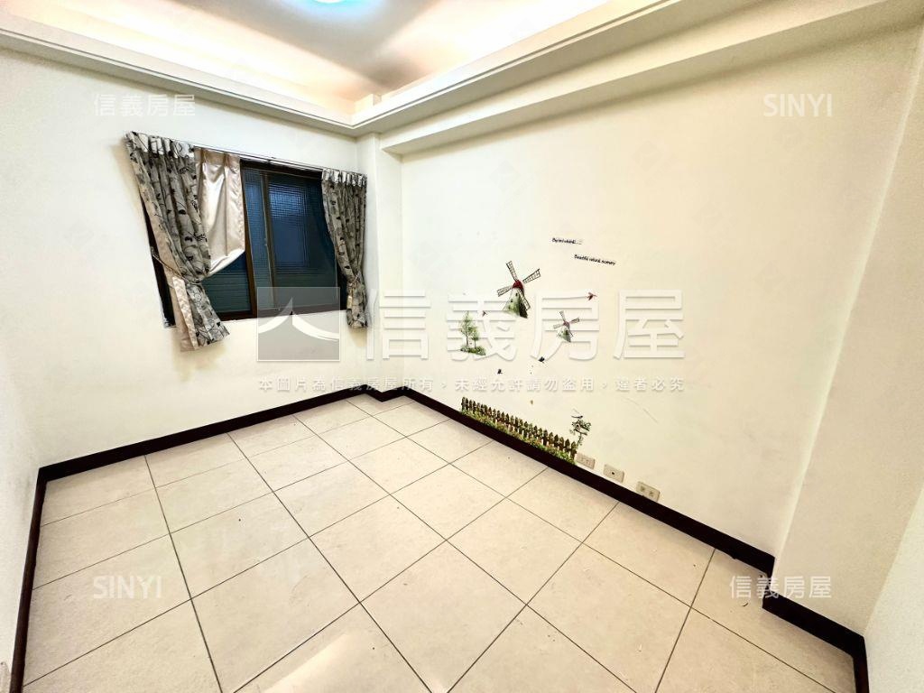 近文華高中低總價三房房屋室內格局與周邊環境