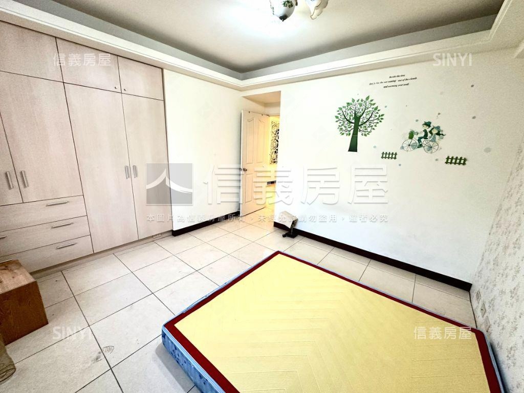 近文華高中低總價三房房屋室內格局與周邊環境