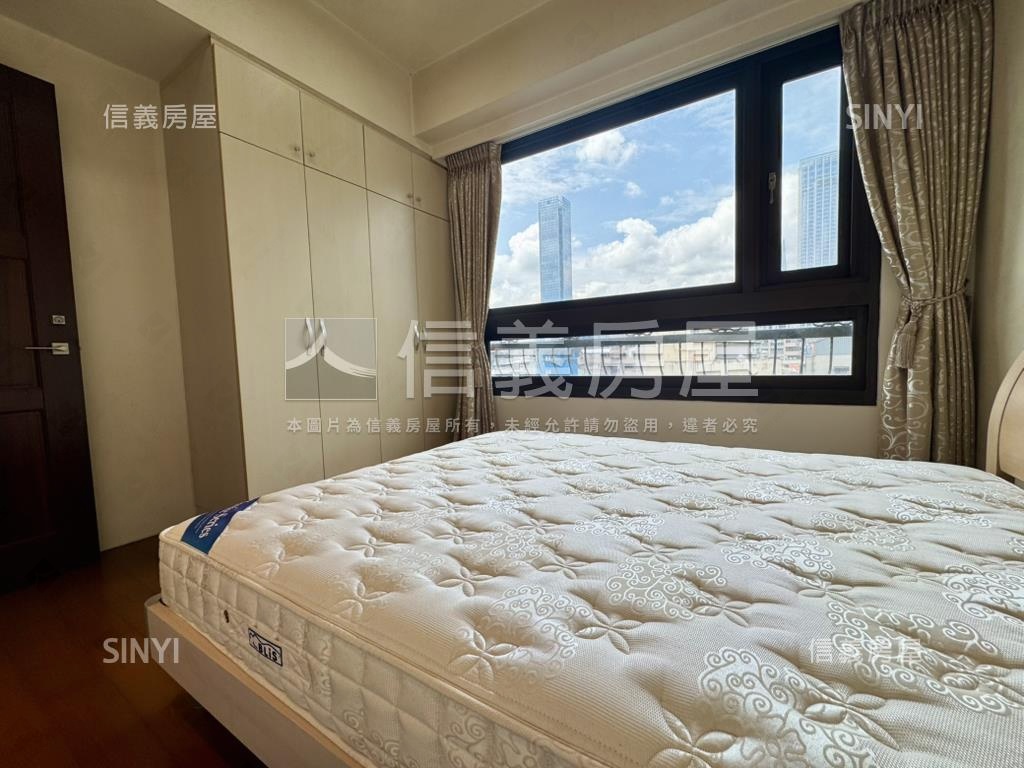 市府捷運景觀三房房屋室內格局與周邊環境