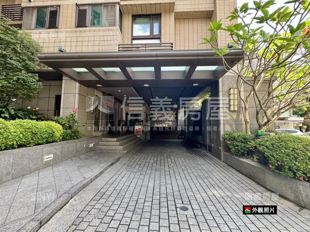 市府捷運景觀三房房屋室內格局與周邊環境