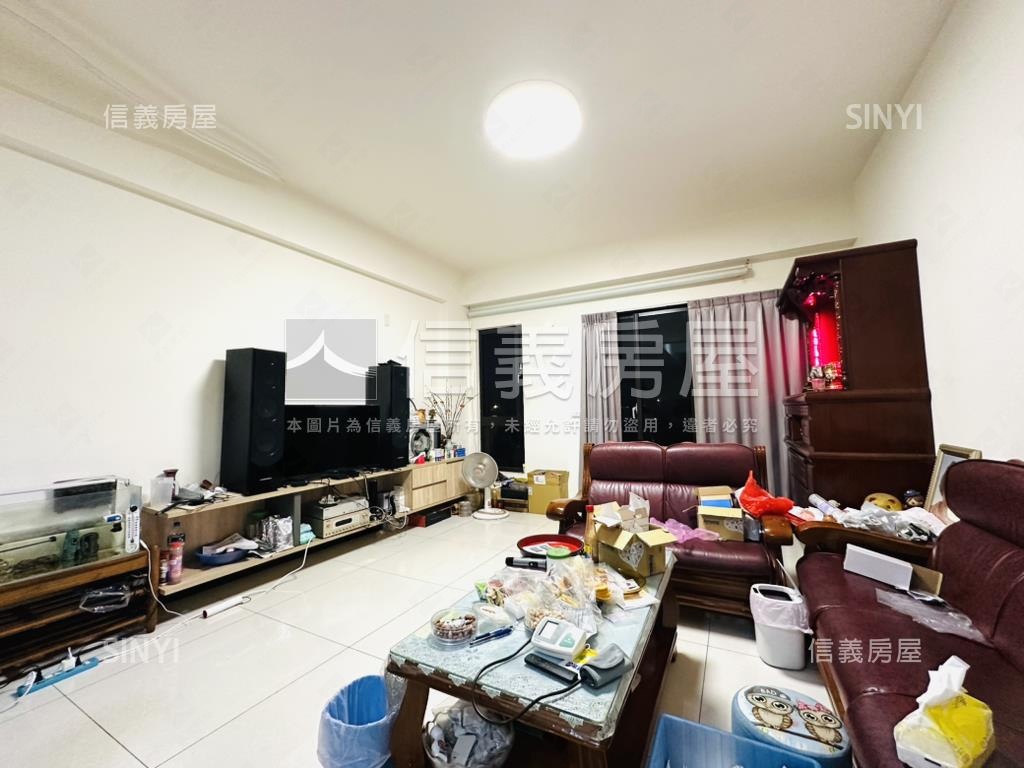 重劃區近未來Ｇ０１店墅房屋室內格局與周邊環境