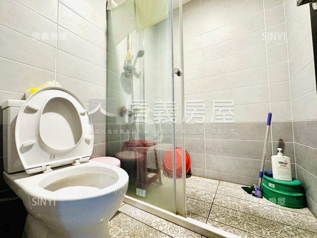 重劃區近未來Ｇ０１店墅房屋室內格局與周邊環境