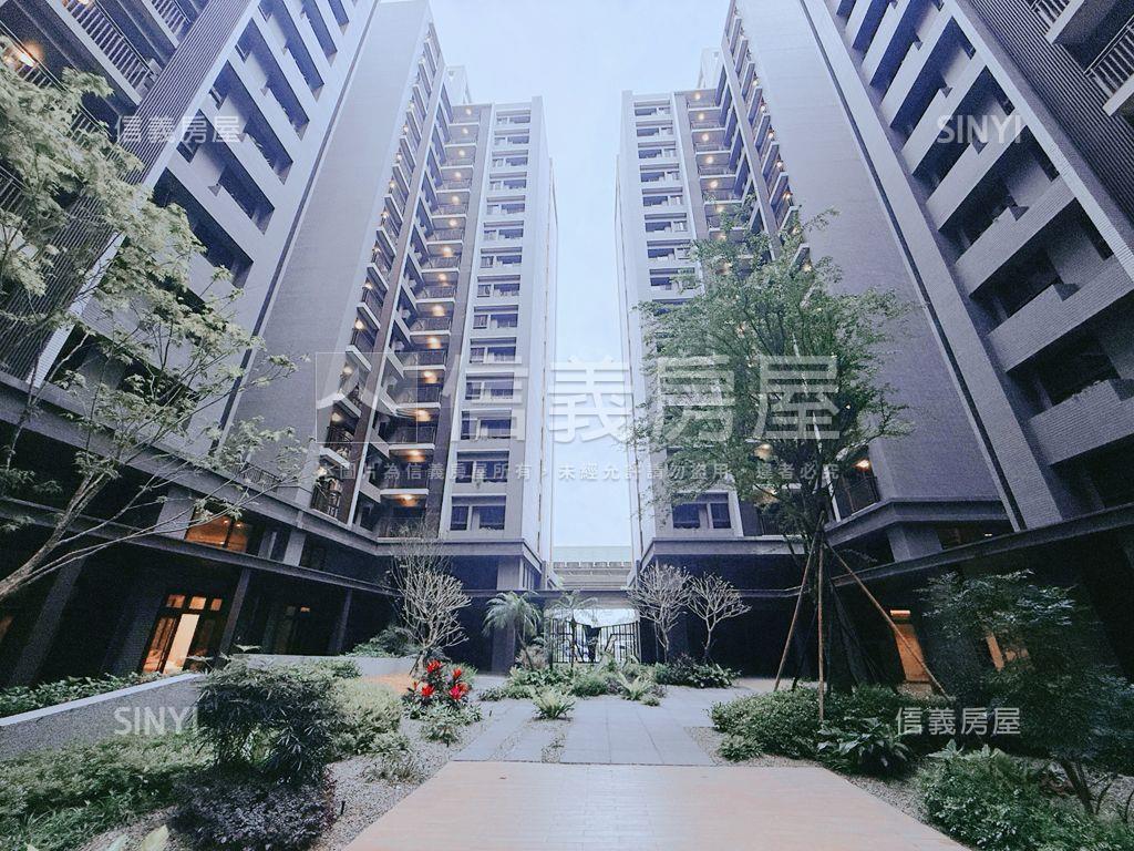 嶄新未住三房平面車位房屋室內格局與周邊環境