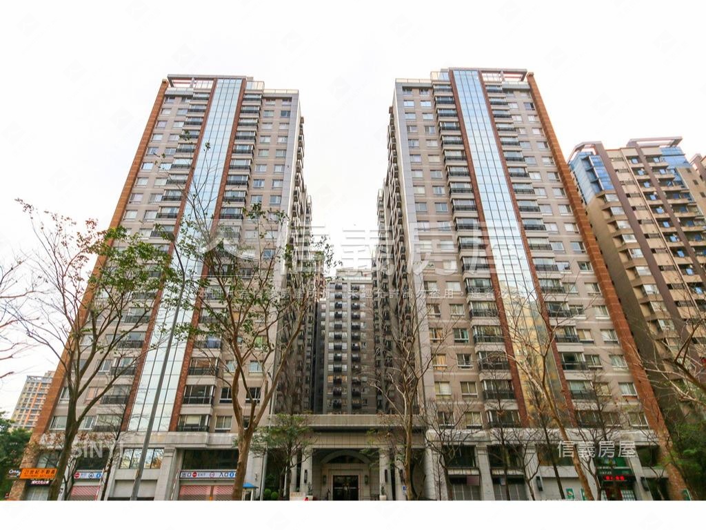 ★萬寶隆經典３房美宅房屋室內格局與周邊環境