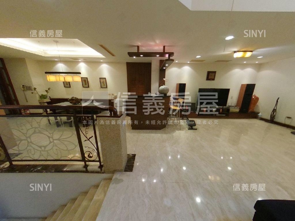 大地坪住商混合透天房屋室內格局與周邊環境