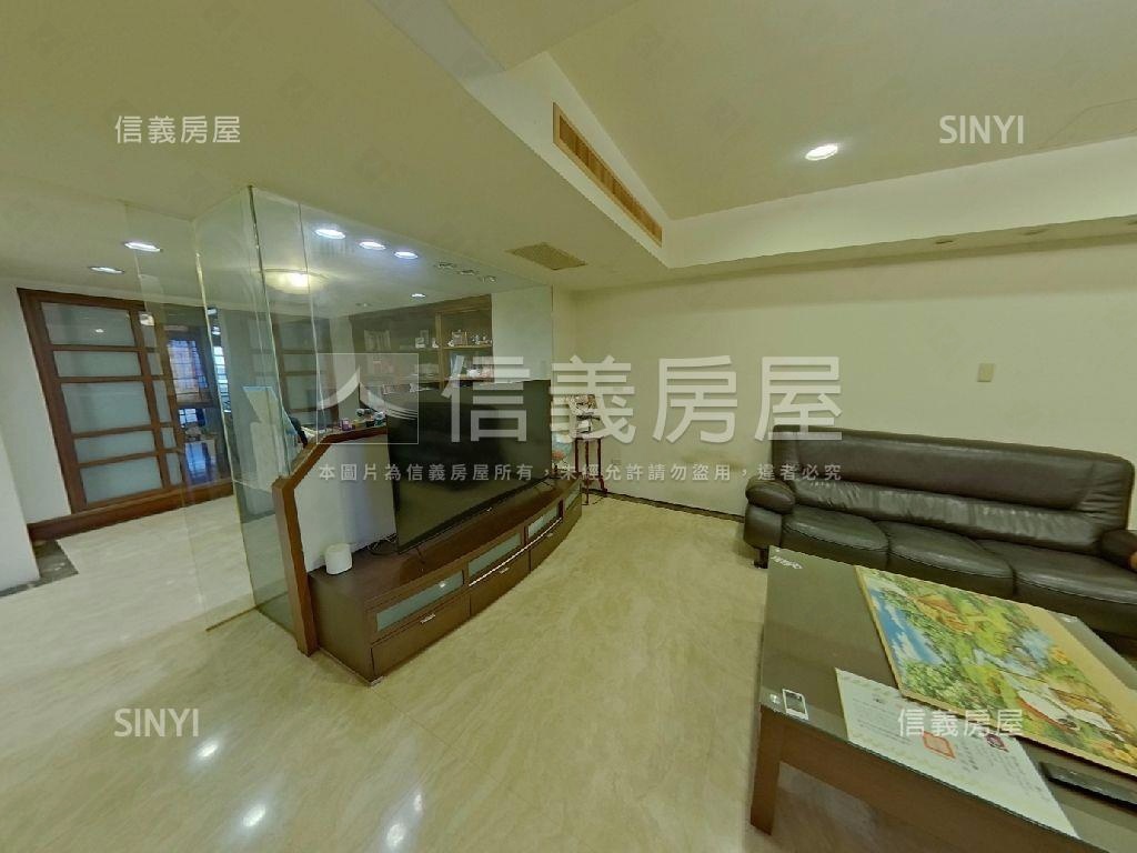 大地坪住商混合透天房屋室內格局與周邊環境