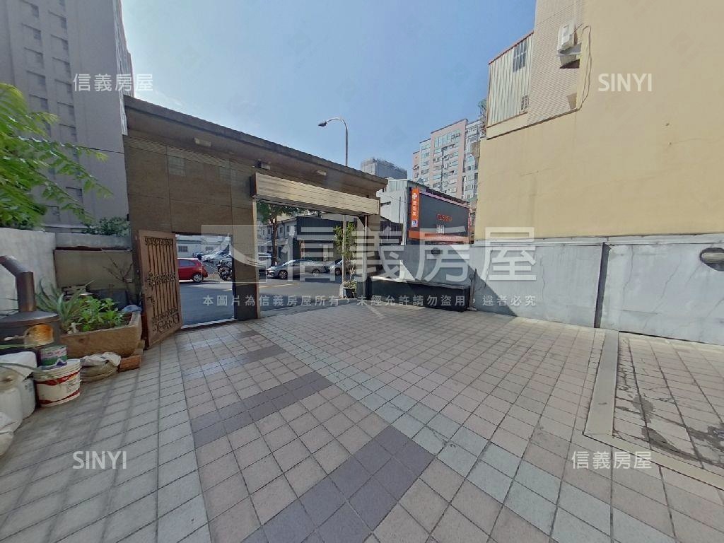 大地坪住商混合透天房屋室內格局與周邊環境