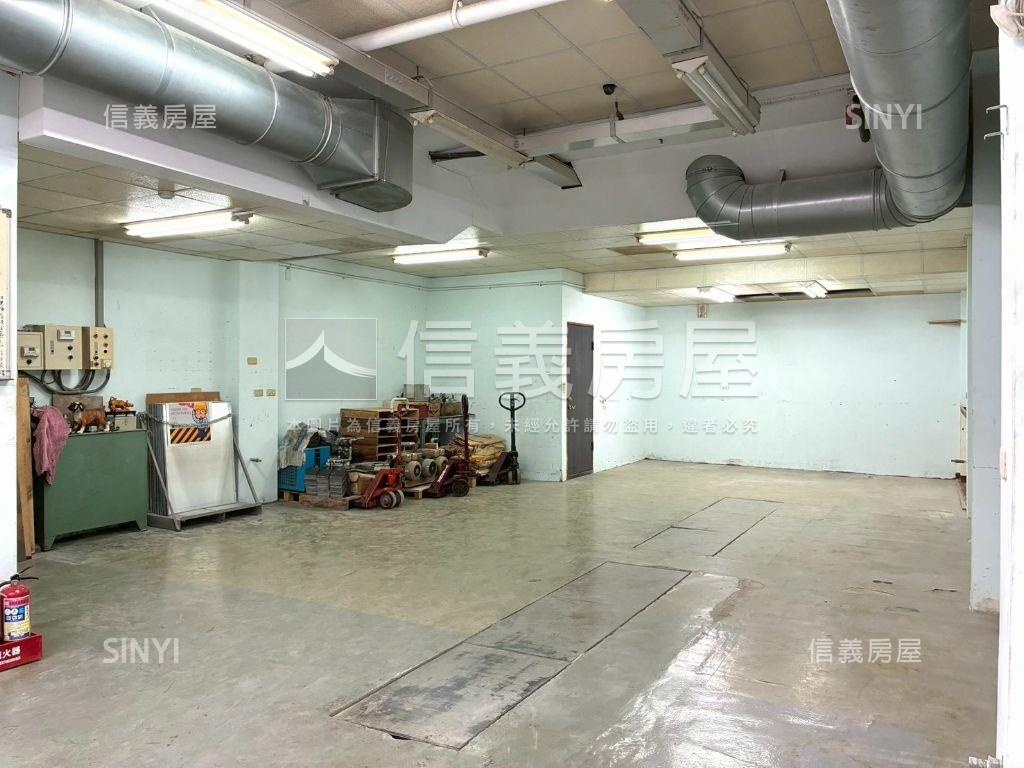 大地坪住商混合透天房屋室內格局與周邊環境