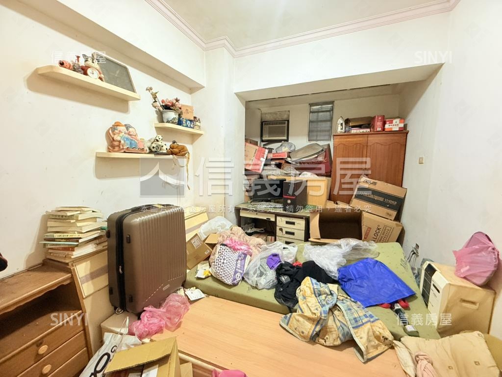 低公設電梯三房車位房屋室內格局與周邊環境