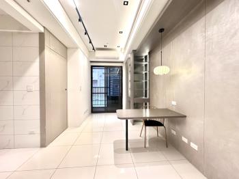 丹麥琥珀低樓層稀有釋出