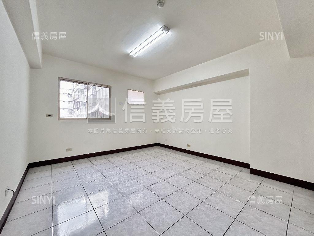 明志學府四房含車位房屋室內格局與周邊環境