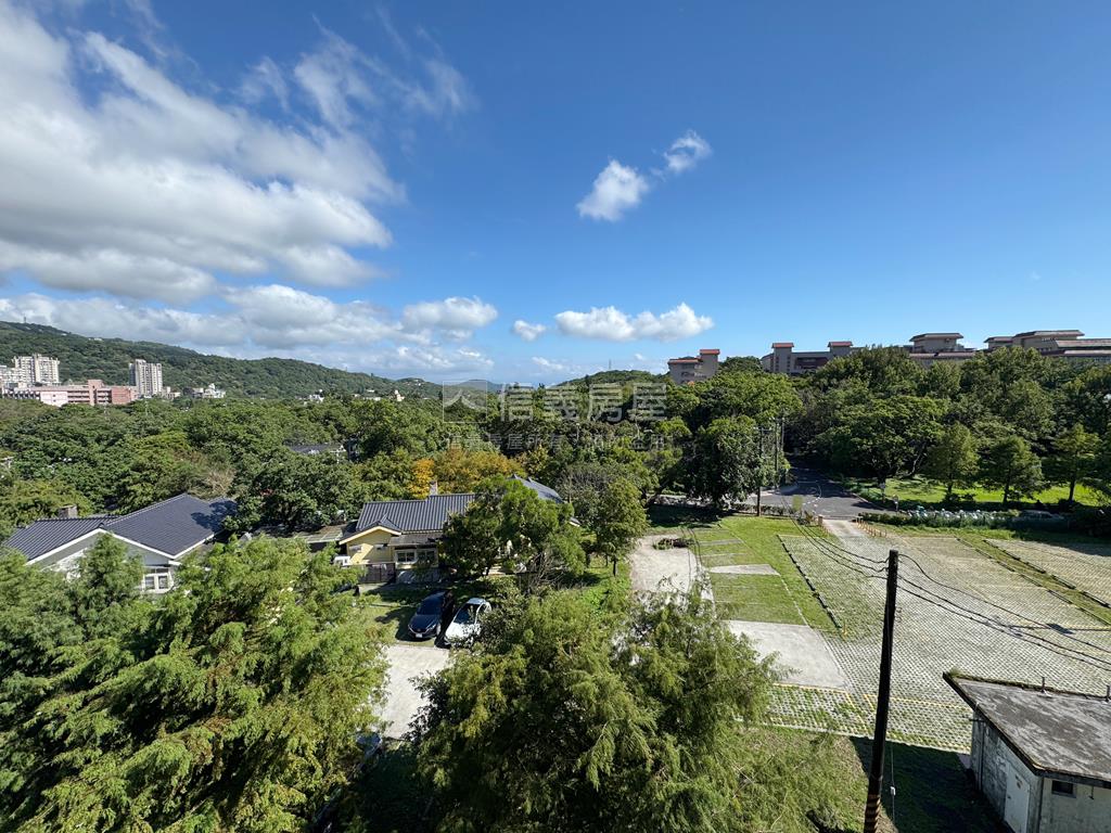 文化商圈。邊間景觀宅房屋室內格局與周邊環境