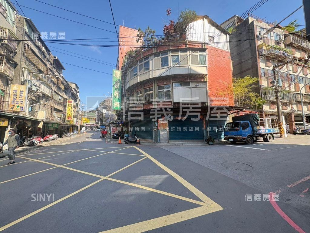 近捷運江子翠４房美寓房屋室內格局與周邊環境