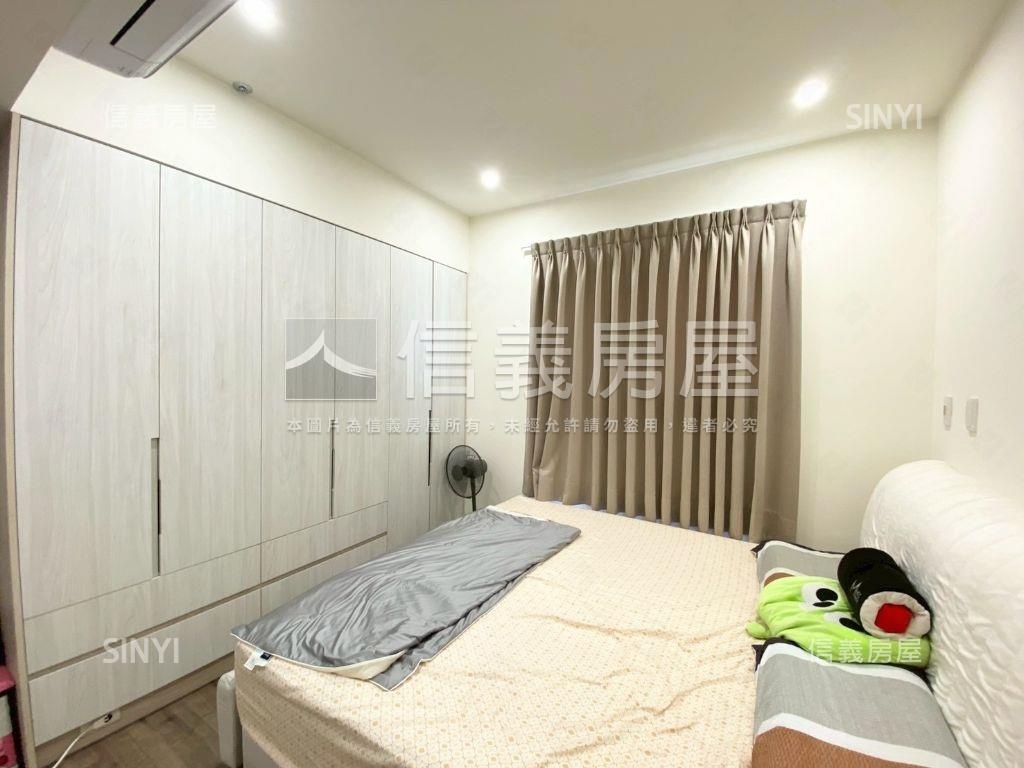 十月蜂收溫馨三房房屋室內格局與周邊環境