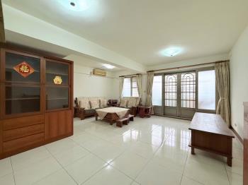 近圖書館質感美寓