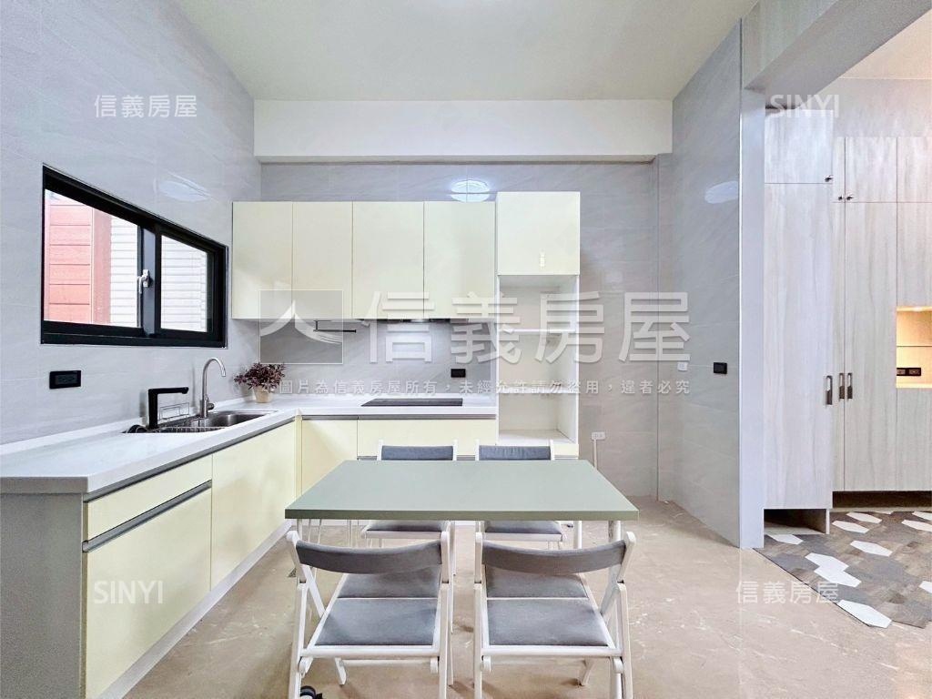 近拾肆期靜謐透天房屋室內格局與周邊環境