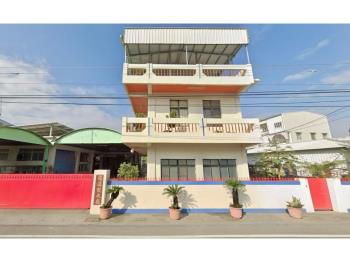 近國道屏東農科園區旁廠房