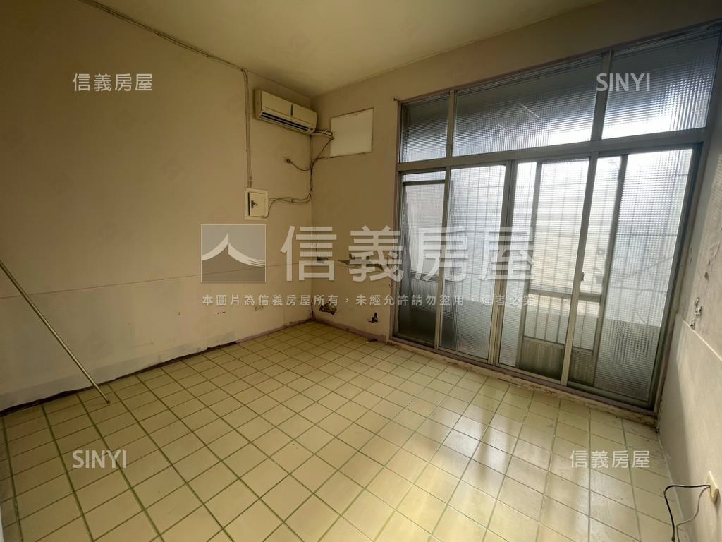 歸仁區傳統小資透天房屋室內格局與周邊環境