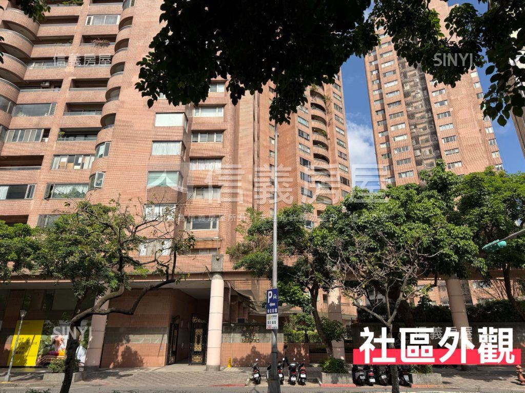 東帝士極景空中花園樓中樓房屋室內格局與周邊環境