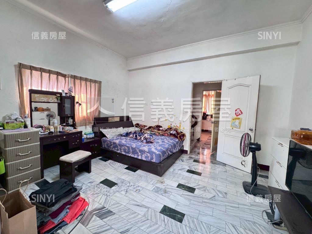 南區三邊採光傳統格局透天房屋室內格局與周邊環境