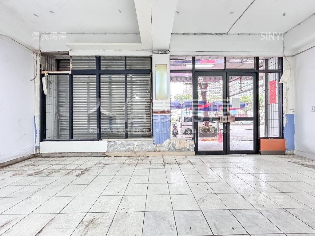 忠孝東路大面寬稀有店面房屋室內格局與周邊環境