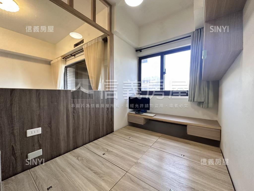 八擴優良社區稀有２＋１房房屋室內格局與周邊環境