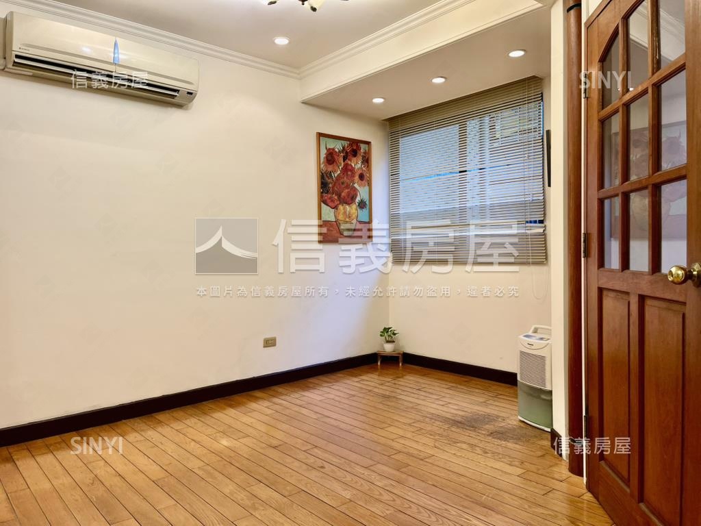 誠意出售光輝路２樓房屋室內格局與周邊環境