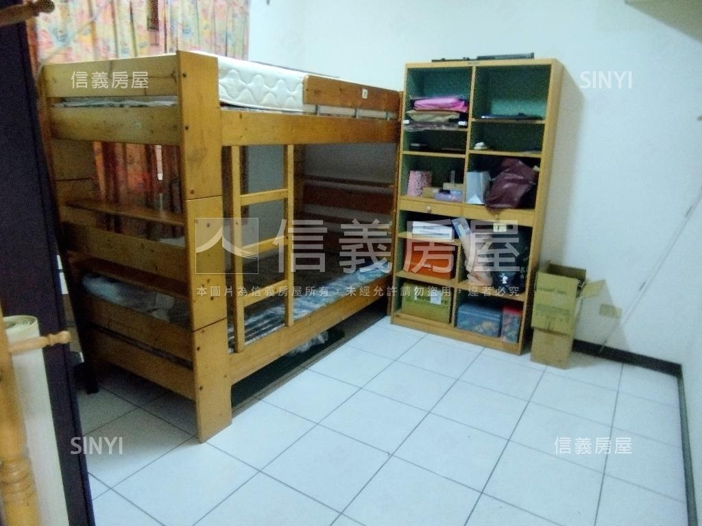 武林學園華廈三房車位房屋室內格局與周邊環境