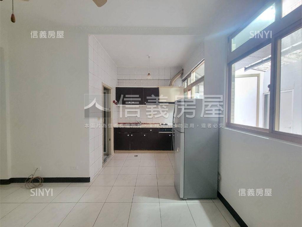 羅馬山莊大套房房屋室內格局與周邊環境